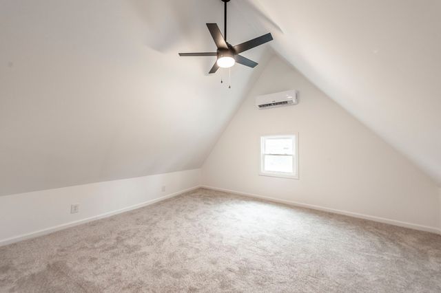 217 E Park Ave, Gallatin, TN 37066