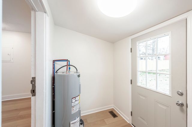 217 E Park Ave, Gallatin, TN 37066