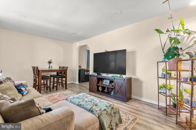 9228 AVONDALE RD, Baltimore, MD 21234