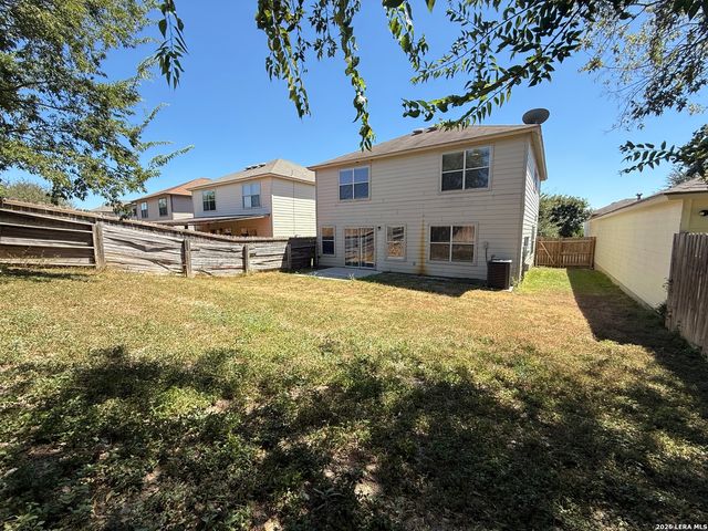 11127 Vollmer Ln, San Antonio, TX 78254