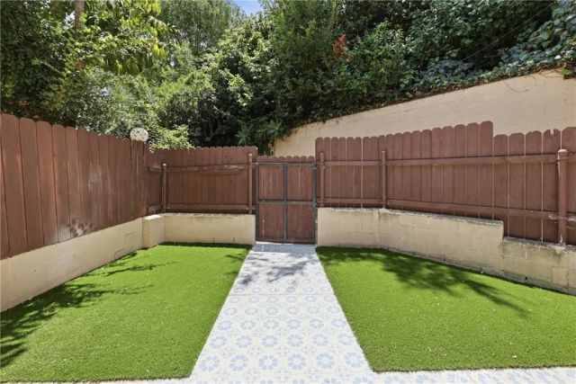 1822 Garvey 8, Alhambra, CA 91803