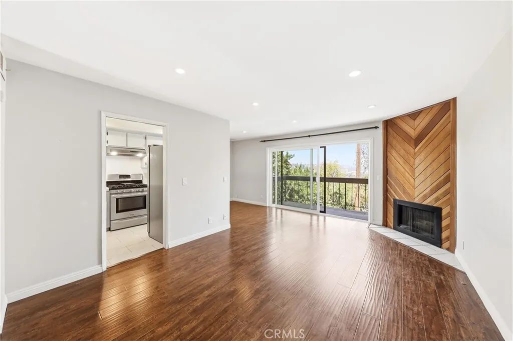 1822 Garvey 8, Alhambra, CA 91803