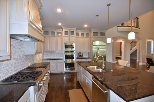 200 Montrose Lane, Southlake, TX 76092