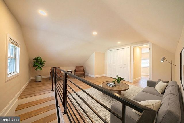 9328 ACADEMY RD, Philadelphia, PA 19114