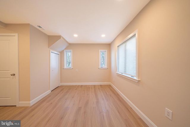 9328 ACADEMY RD, Philadelphia, PA 19114