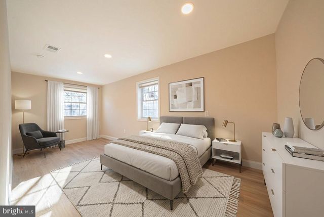 9328 ACADEMY RD, Philadelphia, PA 19114