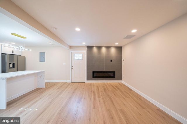 9328 ACADEMY RD, Philadelphia, PA 19114