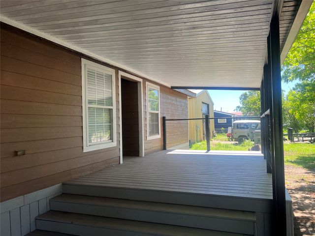 119 Hillside Beach Drive, Little Elm, TX 75068