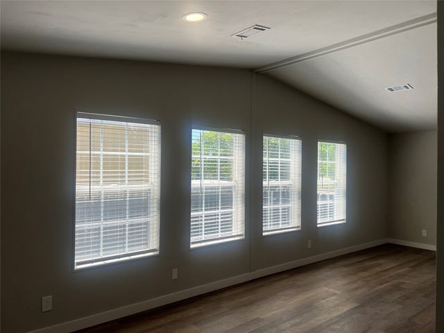 119 Hillside Beach Drive, Little Elm, TX 75068