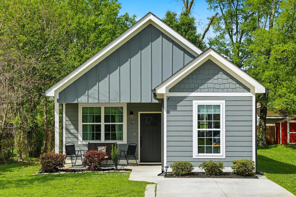 1415 E 50th Street, Chattanooga, TN 37407