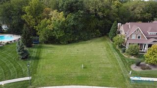 1380 Brookwoode Road, Perrysburg, OH 43551