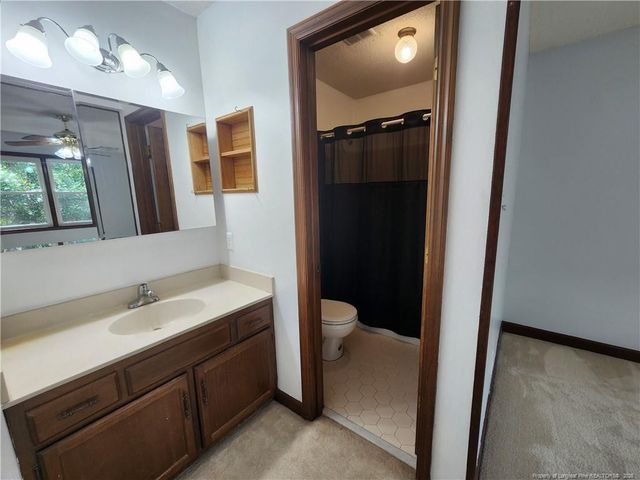 6871 S STAFF Road, Fayetteville, NC 28306
