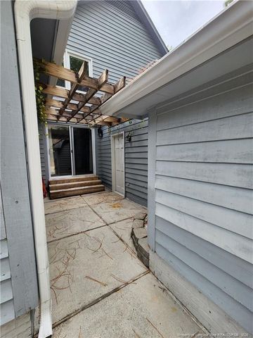 6871 S STAFF Road, Fayetteville, NC 28306