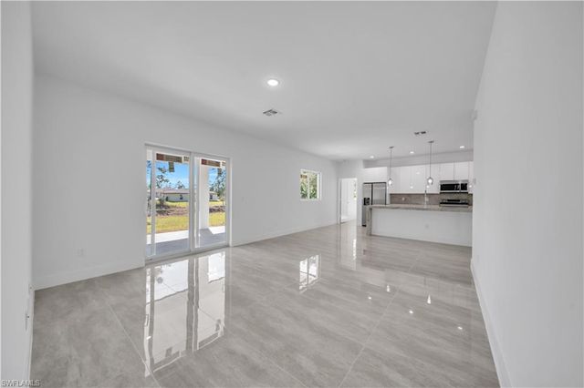 828 Genoa AVE S, Lehigh Acres, FL 33974