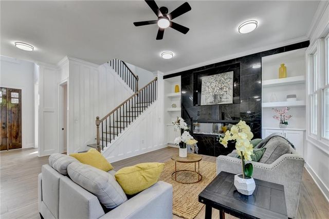 1238 Bloomsbury Lane, Gainesville, GA 30501