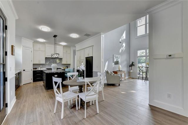 1238 Bloomsbury Lane, Gainesville, GA 30501