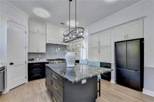 1238 Bloomsbury Lane, Gainesville, GA 30501