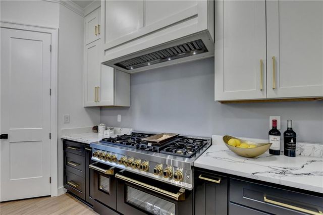 1238 Bloomsbury Lane, Gainesville, GA 30501