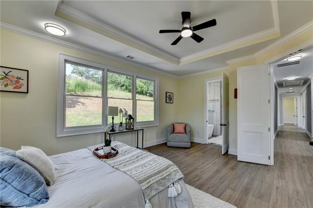 1238 Bloomsbury Lane, Gainesville, GA 30501