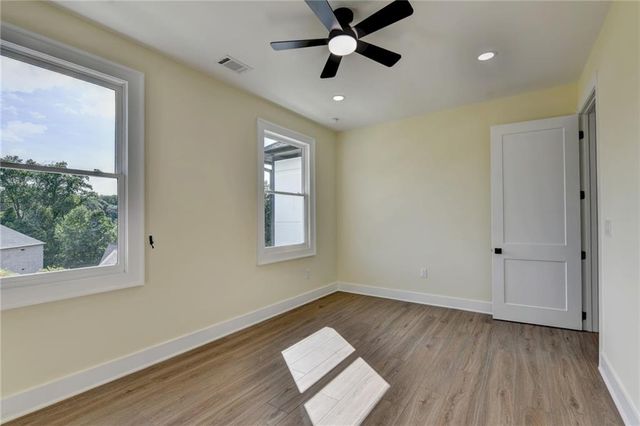 1238 Bloomsbury Lane, Gainesville, GA 30501