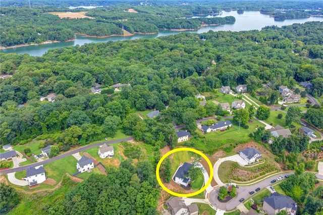 1238 Bloomsbury Lane, Gainesville, GA 30501