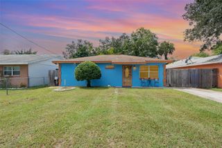 1324 GRANADA AVENUE, Daytona Beach, FL 32117