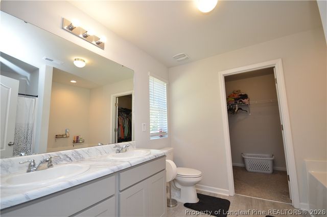 3636 Winesap Road, Hope Mills, NC 28348