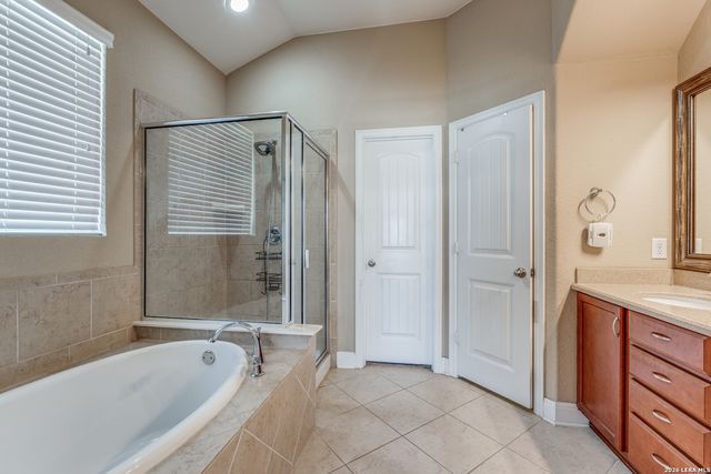 1620 Sun Ledge, New Braunfels, TX 78130