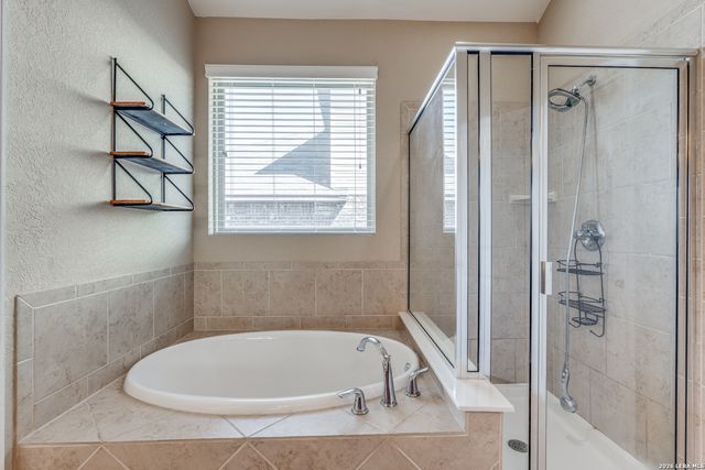 1620 Sun Ledge, New Braunfels, TX 78130