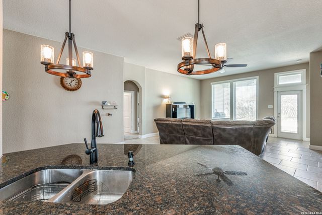 1620 Sun Ledge, New Braunfels, TX 78130