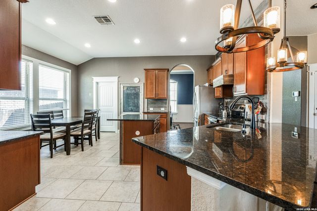 1620 Sun Ledge, New Braunfels, TX 78130