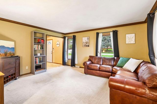 7134 S Hill Road, Deforest, WI 53532