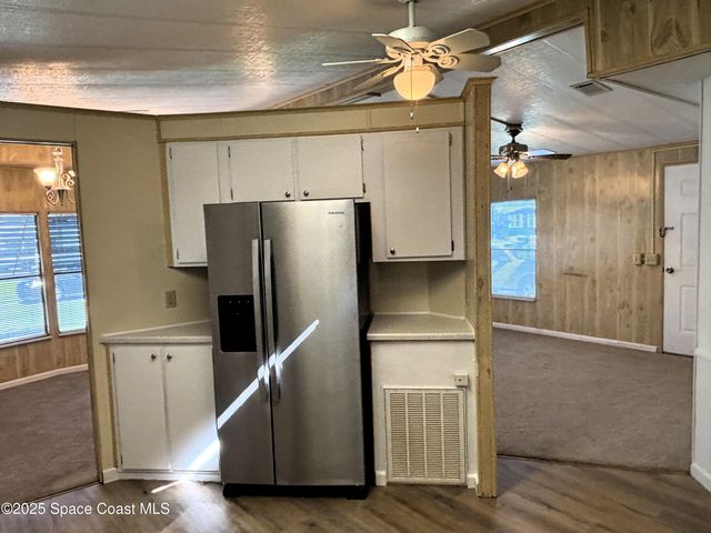 1925 Live Oak Street NE, Palm Bay, FL 32905