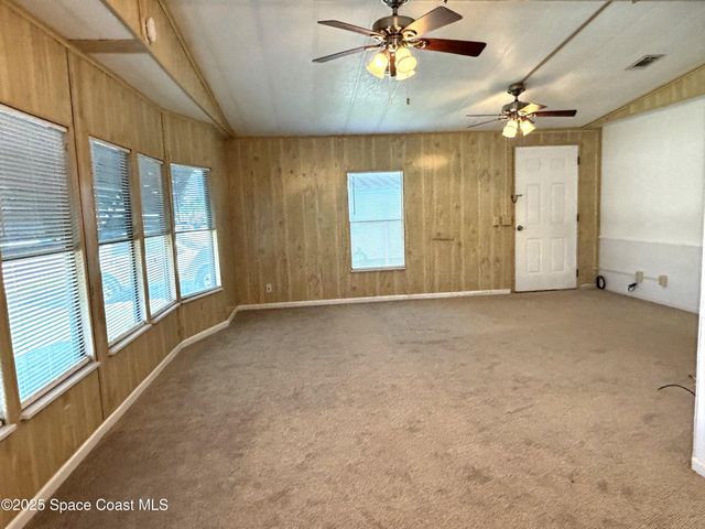 1925 Live Oak Street NE, Palm Bay, FL 32905