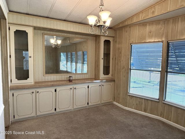 1925 Live Oak Street NE, Palm Bay, FL 32905