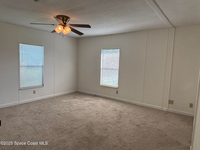 1925 Live Oak Street NE, Palm Bay, FL 32905