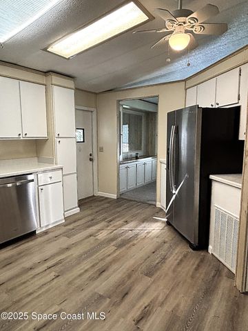 1925 Live Oak Street NE, Palm Bay, FL 32905