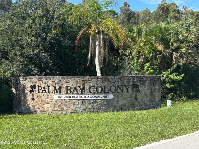 1925 Live Oak Street NE, Palm Bay, FL 32905