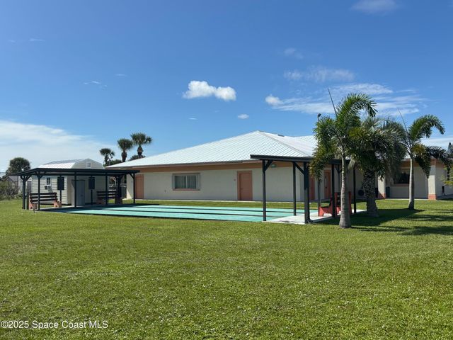 1925 Live Oak Street NE, Palm Bay, FL 32905