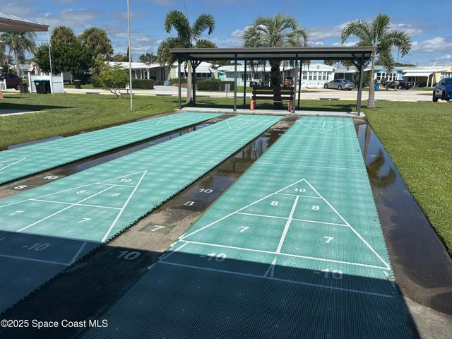 1925 Live Oak Street NE, Palm Bay, FL 32905