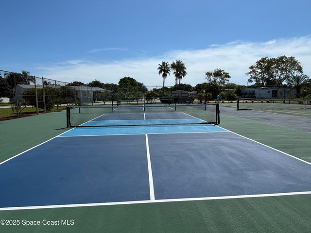 1925 Live Oak Street NE, Palm Bay, FL 32905