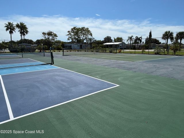 1925 Live Oak Street NE, Palm Bay, FL 32905