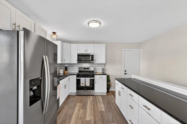 2064 Roos Avenue Sw, City Of Wyoming, MI 49509