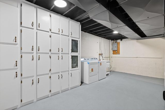 2064 Roos Avenue Sw, City Of Wyoming, MI 49509