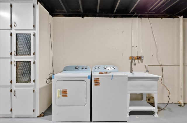 2064 Roos Avenue Sw, City Of Wyoming, MI 49509