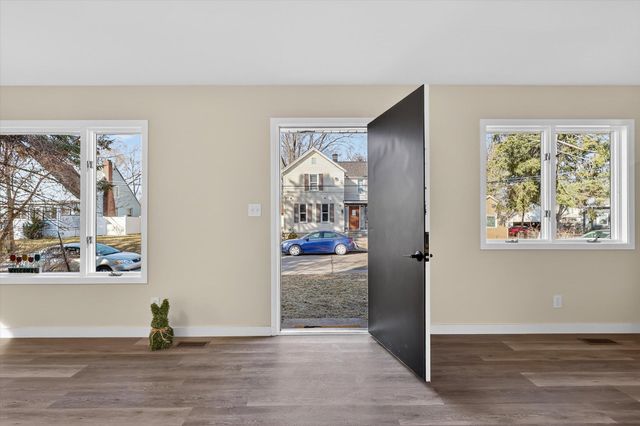 2064 Roos Avenue Sw, City Of Wyoming, MI 49509