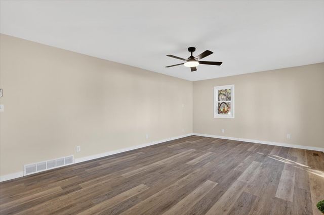 2064 Roos Avenue Sw, City Of Wyoming, MI 49509