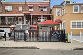 868 E 216th Street, Bronx, NY 10467