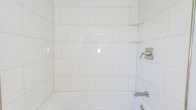 206 Huntington Turnpike, Bridgeport, CT 06610