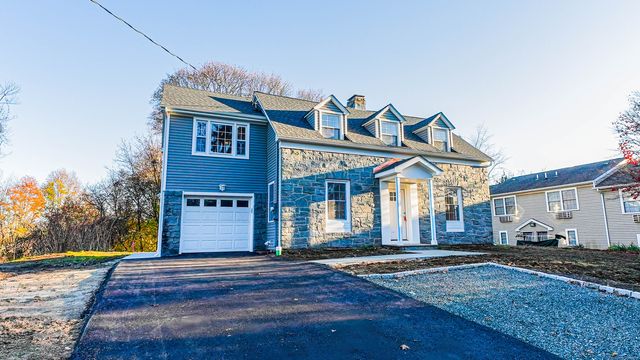 206 Huntington Turnpike, Bridgeport, CT 06610